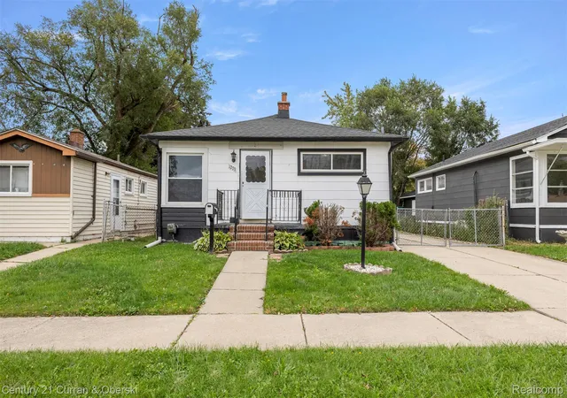 Photo 1 of Sale Pending at 1273 Grant Ave, Lincoln Park, MI 48146 | MLS# 20261084911 | Listing updated on 2026-10-29