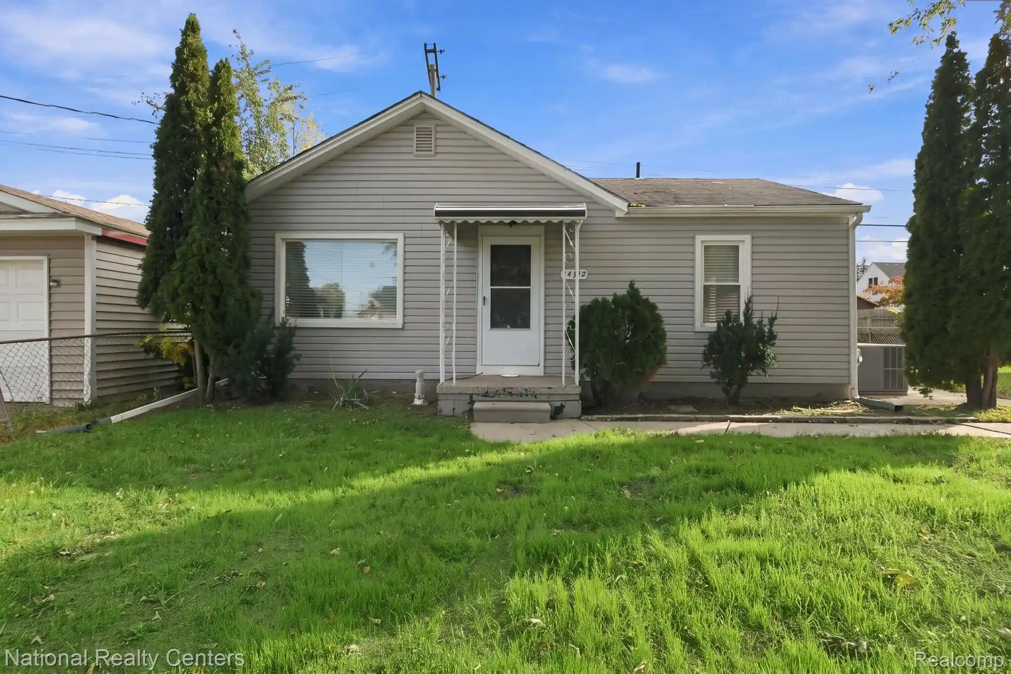 Photo 1 of Single family home for sale at 14952 Alberta Ave, Warren, MI 48089 | MLS# 20261084914 | Listing updated on 2026-10-20