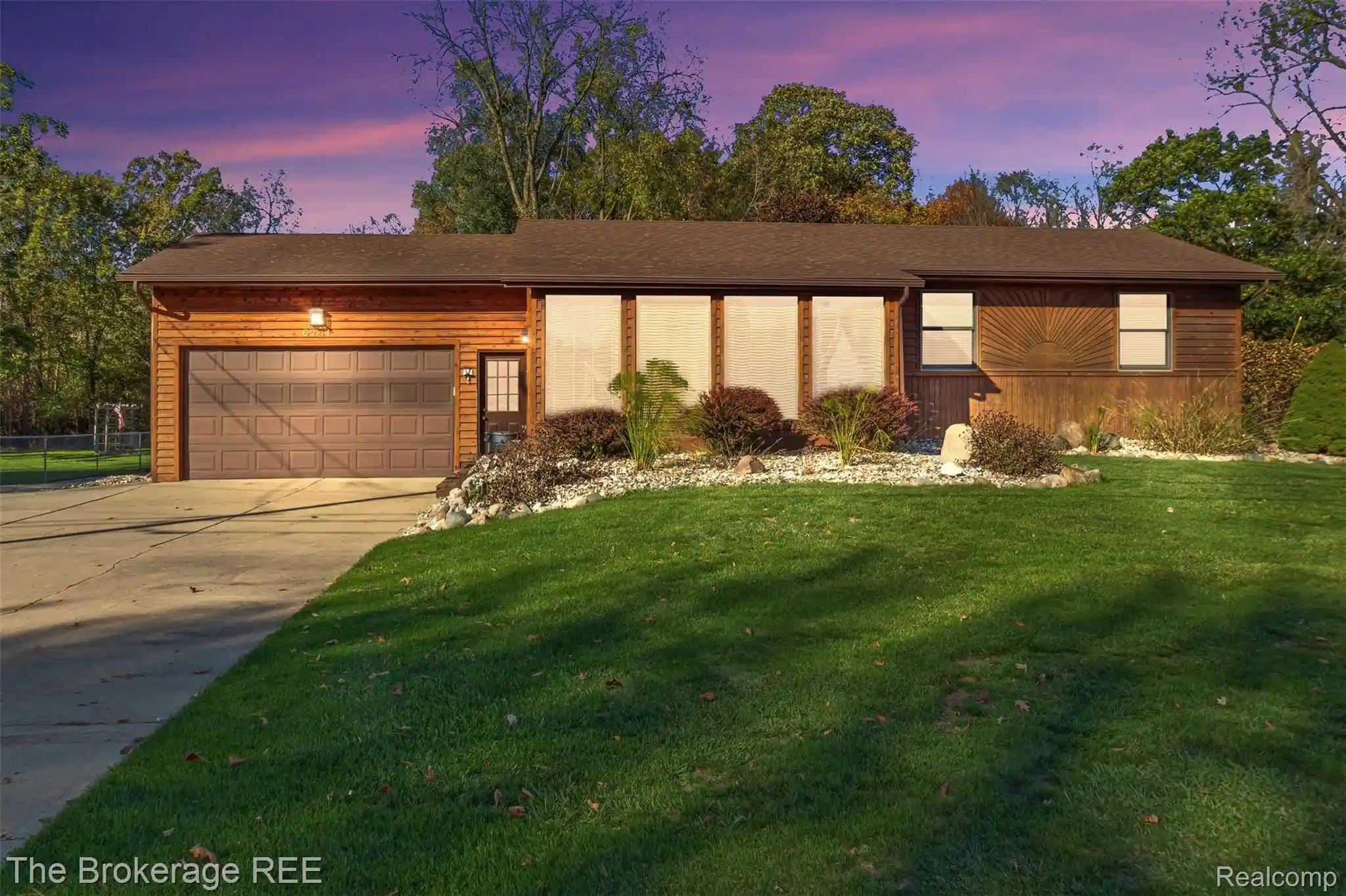Photo 1 of Single family home for sale at 6241 Finch Ln, Flint, MI 48506 | MLS# 20261084964 | Listing updated on 2026-10-21