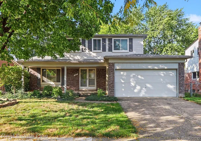 Photo 1 of Sale Pending at 1687 Crestline Dr, Troy, MI 48083 | MLS# 20261084990 | Listing updated on 2026-10-29