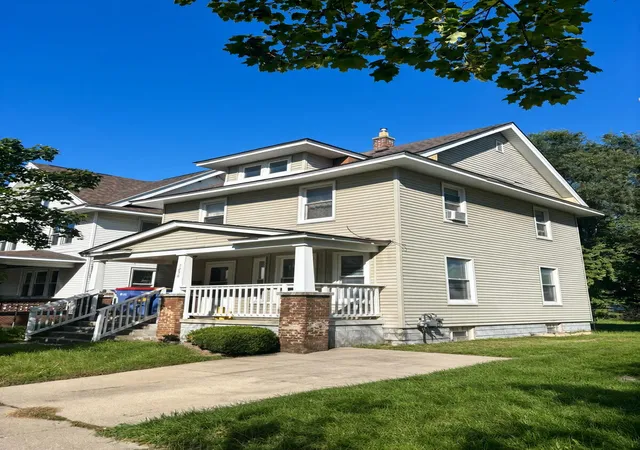 Photo 1 of Single family home for sale at 1256 Prospect Ave Se, Grand Rapids, MI 49507 | MLS# 65026055691 | Listing updated on 2026-10-27