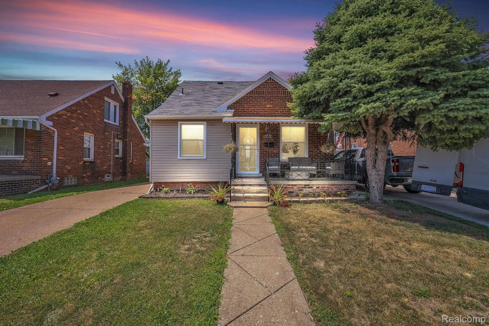 Photo 1 of Single family home for sale at 4061 Calhoun St, Dearborn, MI 48126 | MLS# 20261085014 | Listing updated on 2026-10-28