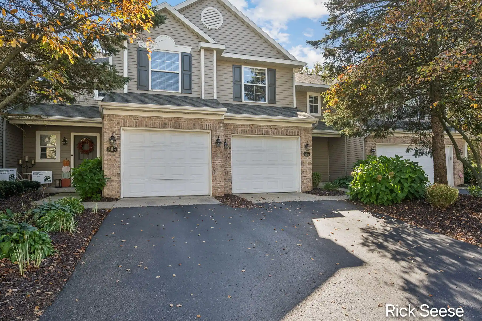 Condo for sale at 589 Abbey Ml Dr SE, AdaTownship_Kent, MI 49301 | MLS# 65026055696