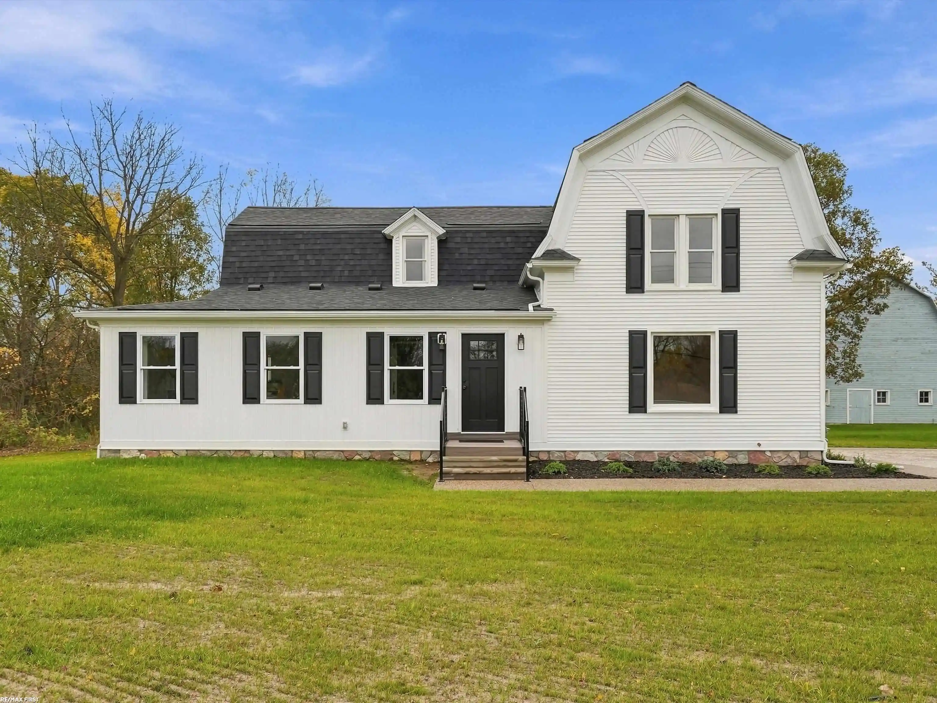 Photo 1 of Single family home for sale at 26222 32 Mile Rd, Lenox, MI 48050 | MLS# 58050225399 | Listing updated on 2026-10-22