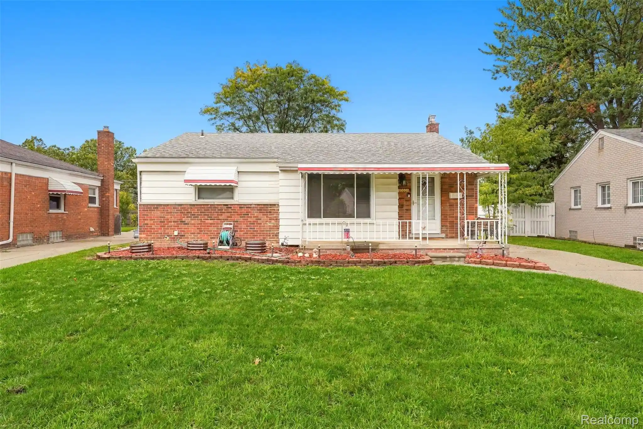 Photo 1 of Single family home for sale at 30036 Rush St, Garden City, MI 48135 | MLS# 20261085069 | Listing updated on 2026-10-24