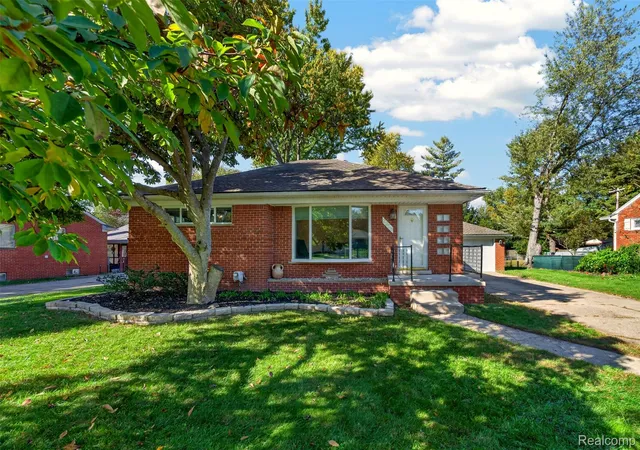 Photo 1 of Single family home for sale at 2258 Saint Joseph St, West Bloomfield, MI 48324 | MLS# 20261085093 | Listing updated on 2026-10-25
