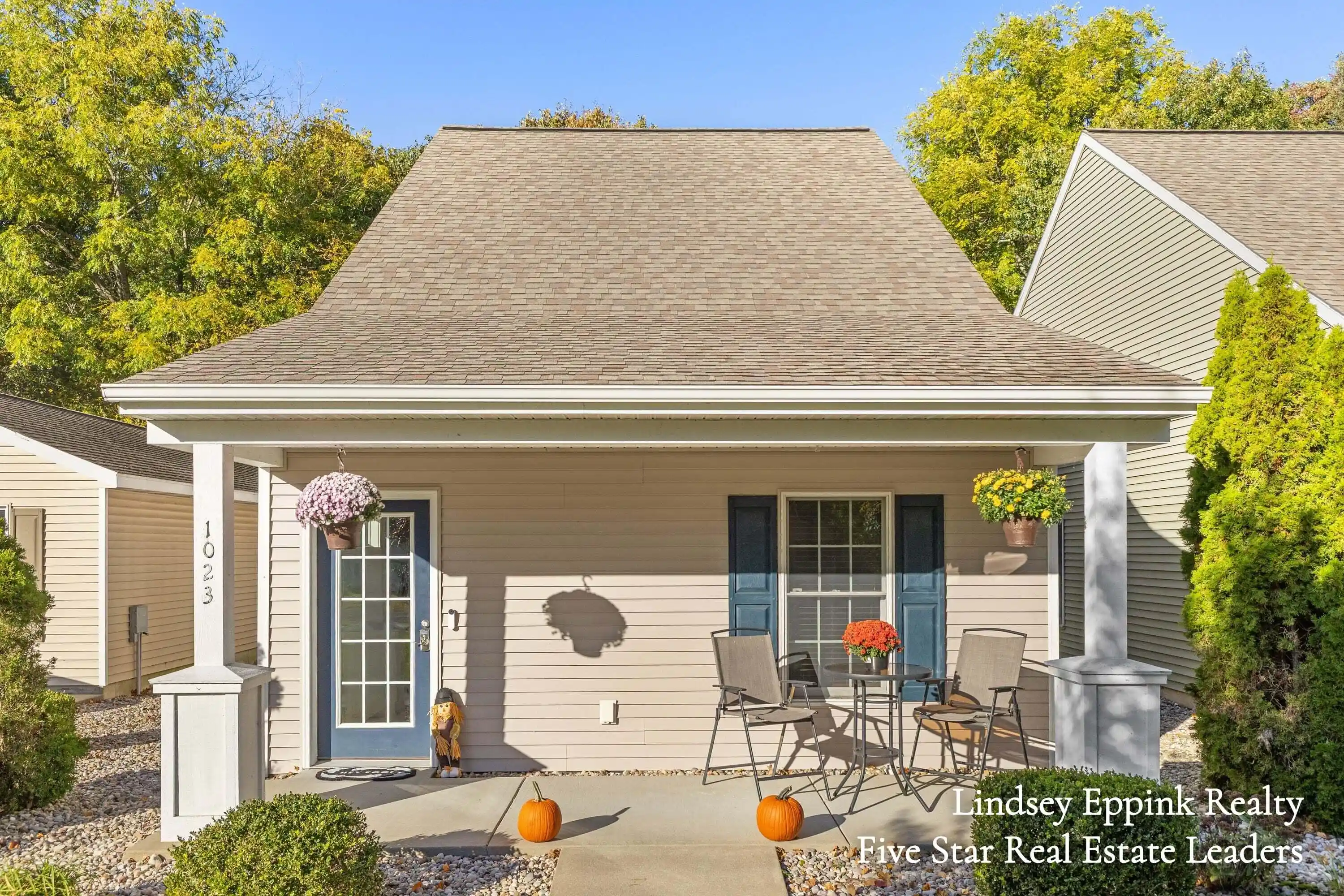 Condo for sale at 1023 Moreland St, Grand Haven, MI 49417 | MLS# 65026055731