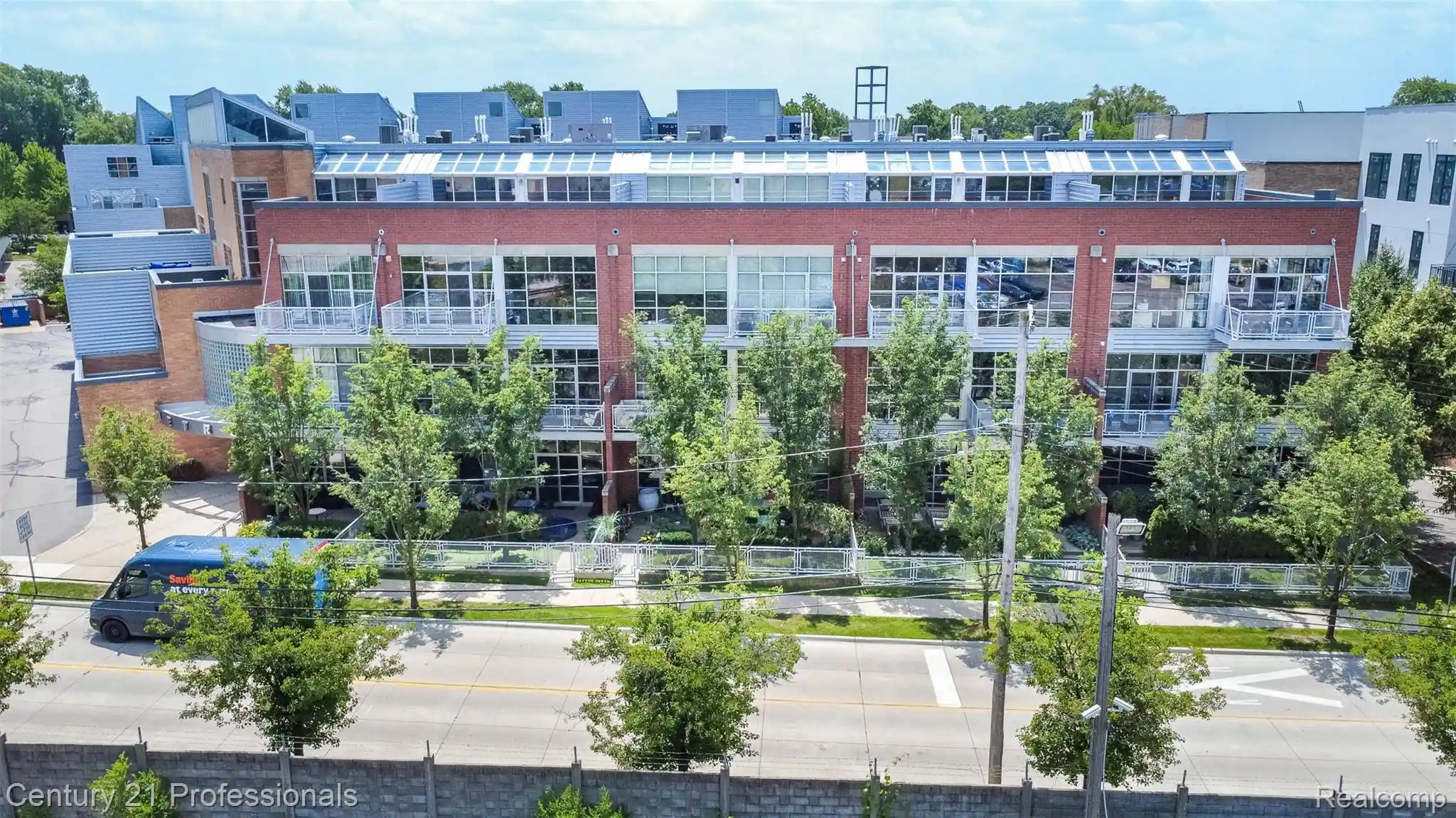 Listing Photo 1 - Condo for sale in 322 E Harrison Ave located at 322 E Harrison Ave, Royal Oak, MI 48067 - Unit #20