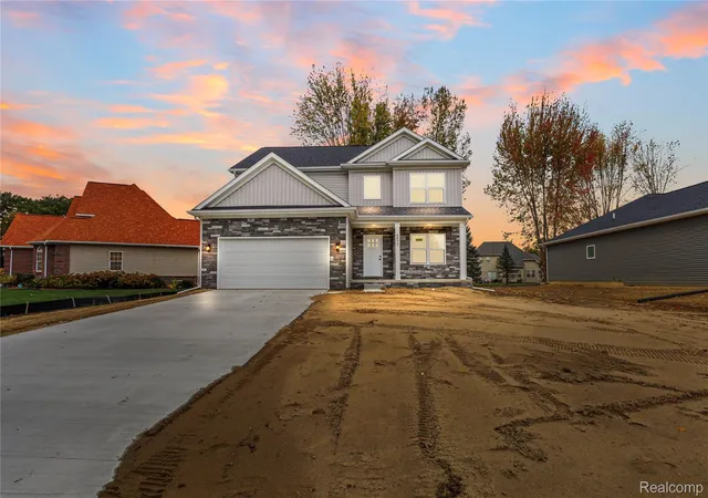 Photo 1 of Single family home for sale at 6072 Woodridge Ln, Grand Blanc, MI 48439 | MLS# 20261085136 | Listing updated on 2026-10-28