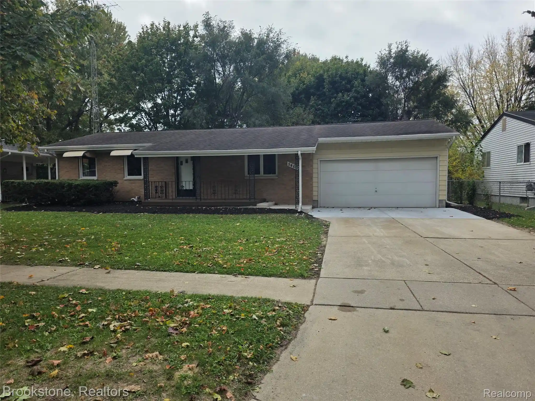 Photo 1 of Single family home for sale at 5467 Litchfield Dr, Flint, MI 48532 | MLS# 20261085146 | Listing updated on 2026-10-21