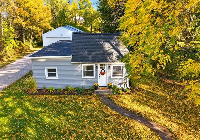 Photo 1 of Single family home for sale at 3112 Courtlandt Ave, Kalamazoo, MI 49004 | MLS# 65026055785 | Listing updated on 2026-10-29