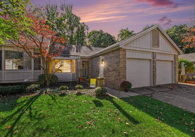 Photo 1 of Sale Pending at 49 Skyline Cir Nw, Grand Rapids, MI 49504 | MLS# 65026055781 | Listing updated on 2026-10-30