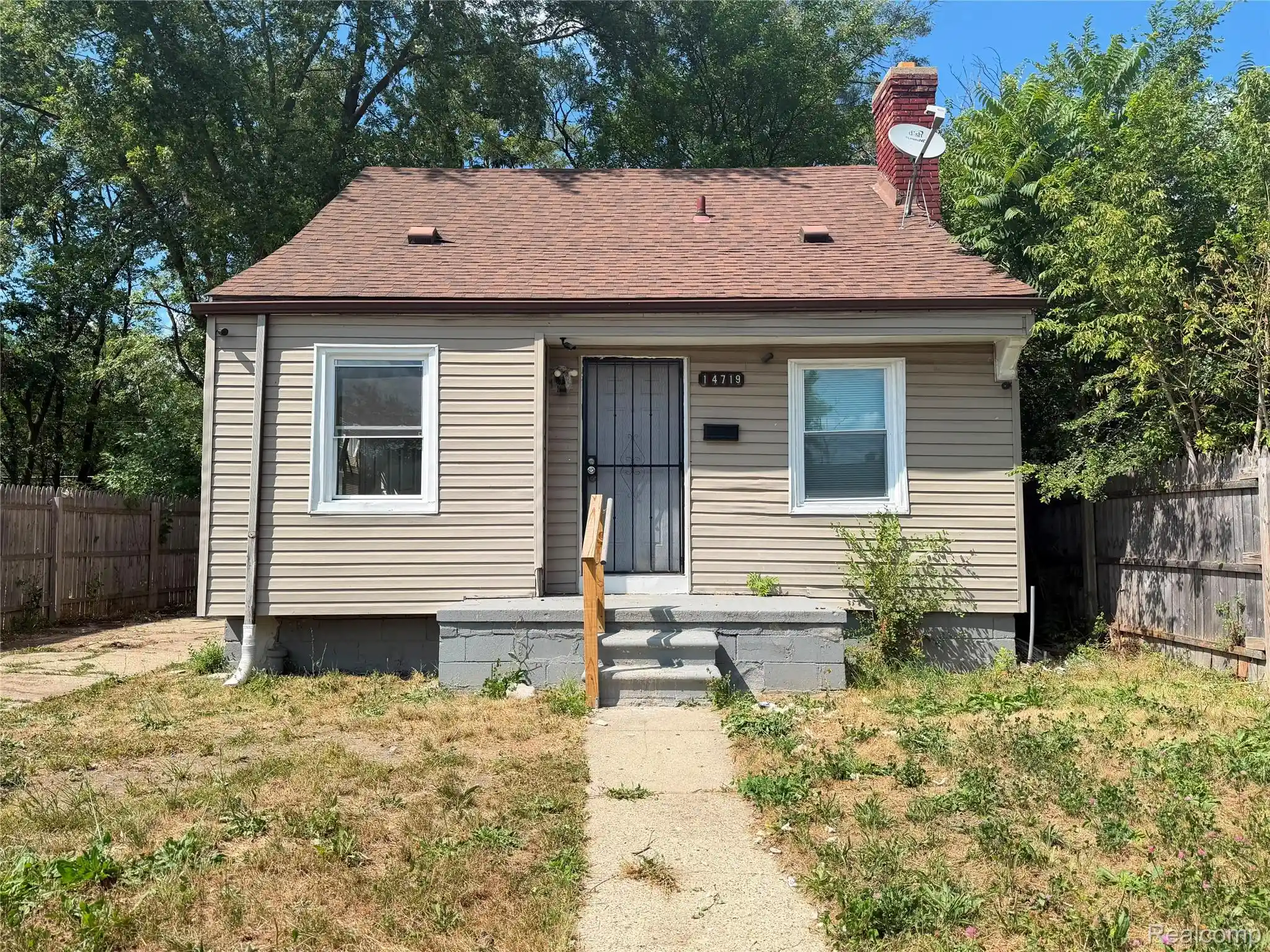 Photo 1 of Single family home for sale at 14719 Houston Whittier St, Detroit, MI 48205 | MLS# 20261085225 | Listing updated on 2026-10-26