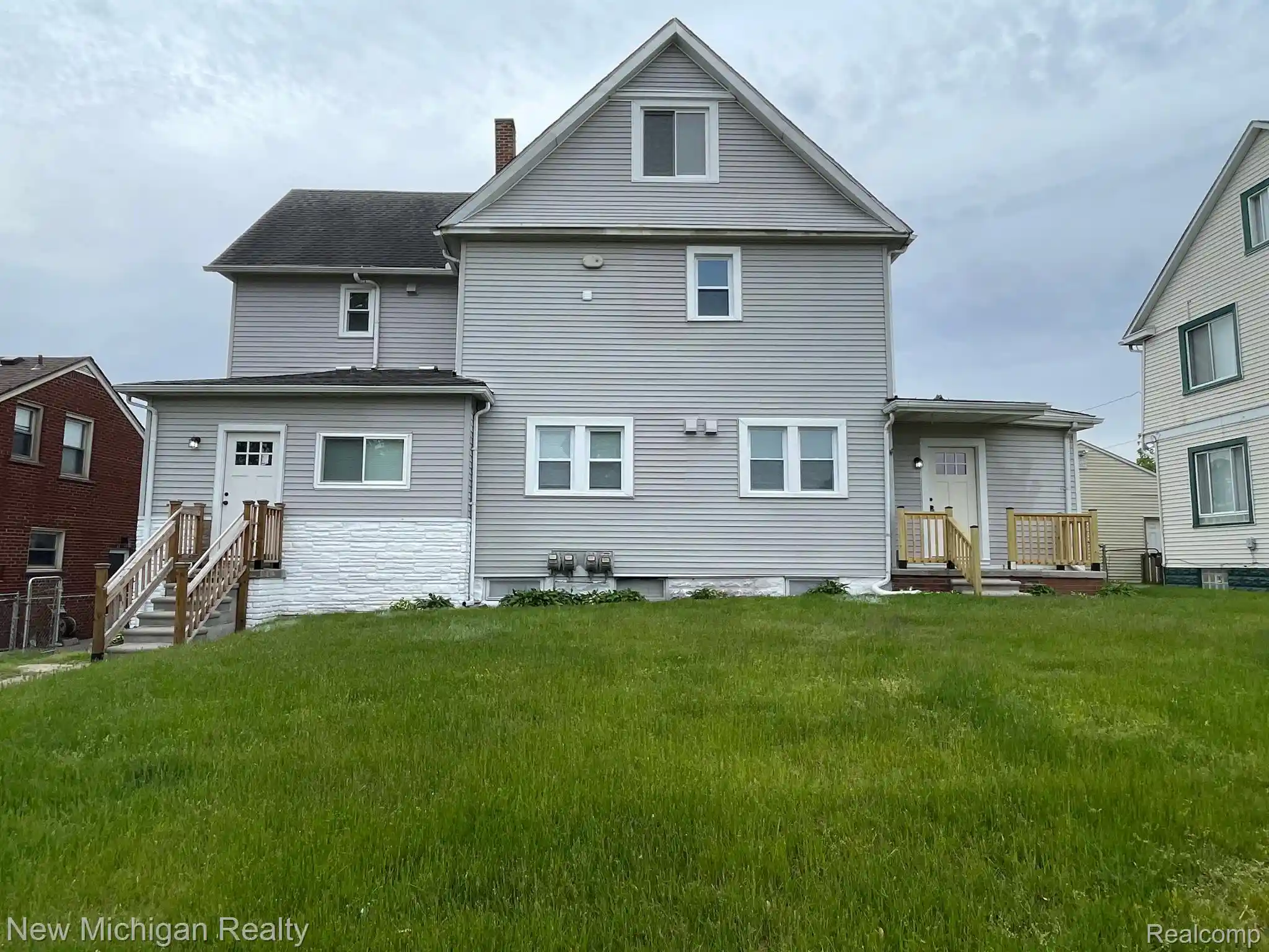 Photo 1 of Multi family home for sale at 171 Davis St, Wyandotte, MI 48192 | MLS# 20261085231 | Listing updated on 2026-10-21