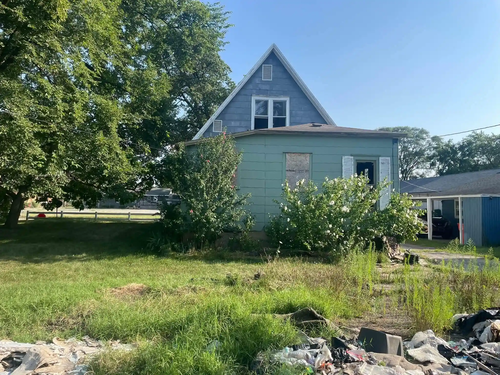 Photo 1 of Single family home for sale at 877 Nate Wells Sr Dr, Benton Harbor, MI 49022 | MLS# 69026055816 | Listing updated on 2026-10-22