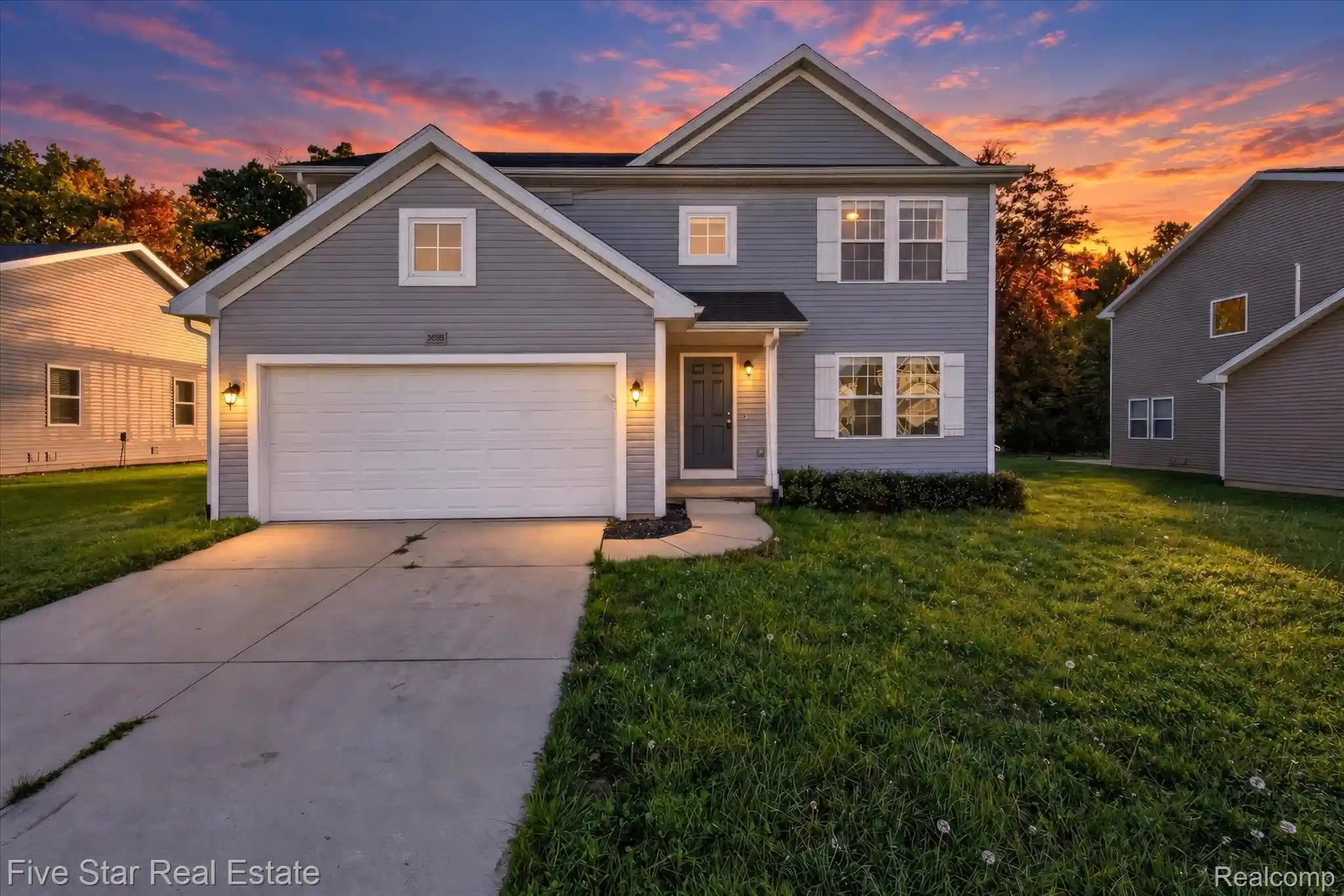 Photo 1 of Single family home for sale at 3668 Amber Oaks Dr, Howell, MI 48855 | MLS# 20261085261 | Listing updated on 2026-10-23