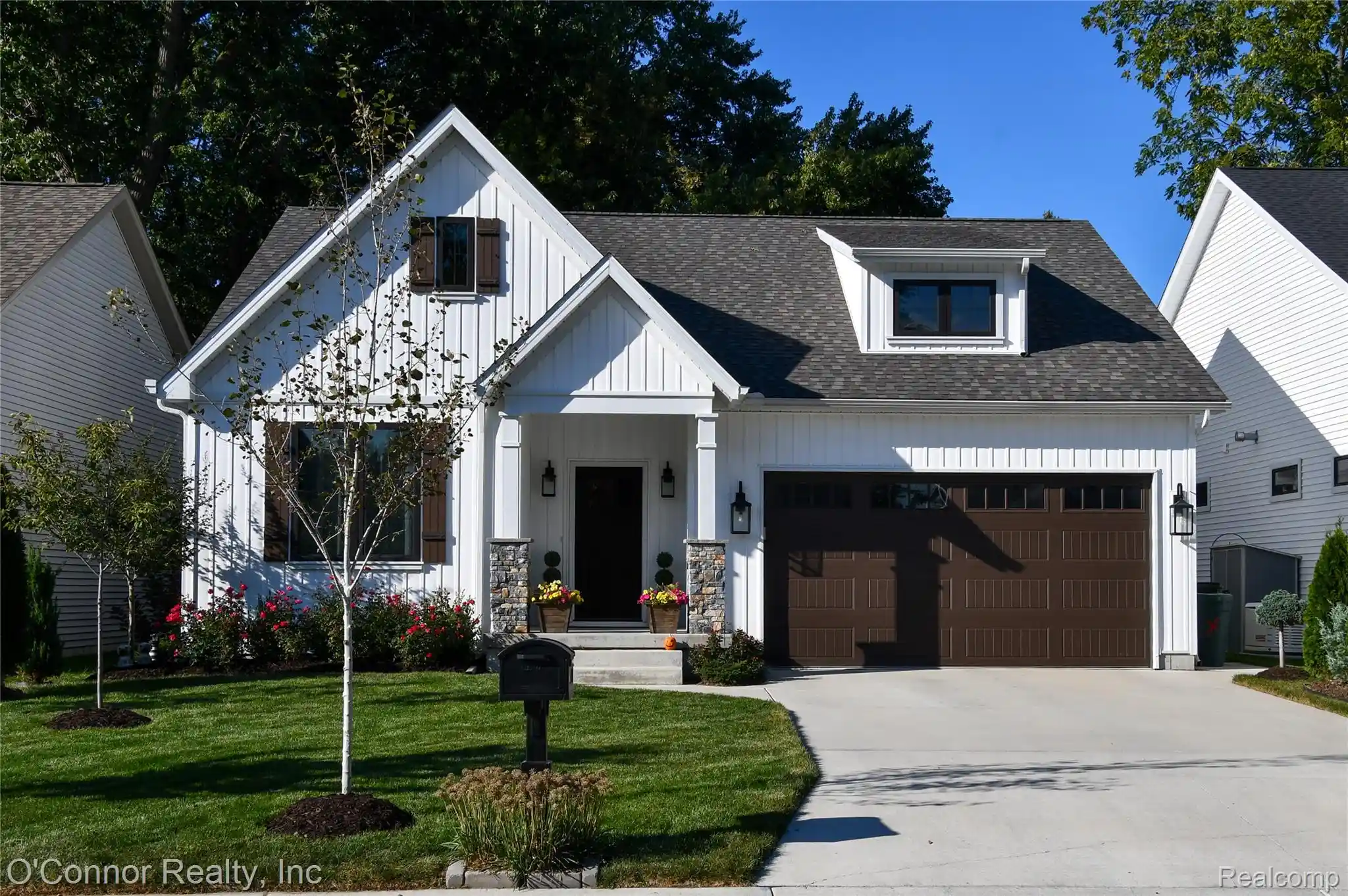 Photo 1 of Single family home for sale at 1207 Gator Ave, Port Huron, MI 48060 | MLS# 20261085294 | Listing updated on 2026-10-23