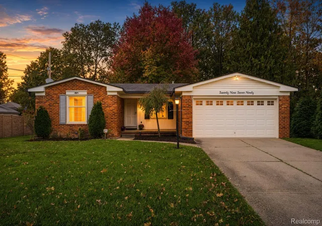 Photo 1 of Single family home for sale at 29790 Pierce St, Southfield, MI 48076 | MLS# 20261085299 | Listing updated on 2026-10-25