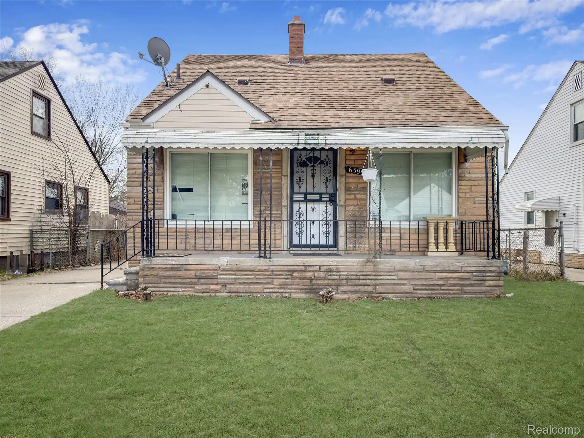 Photo 1 of Single family home for sale at 6395 Stahelin Ave, Detroit, MI 48228 | MLS# 20261085311 | Listing updated on 2026-10-21