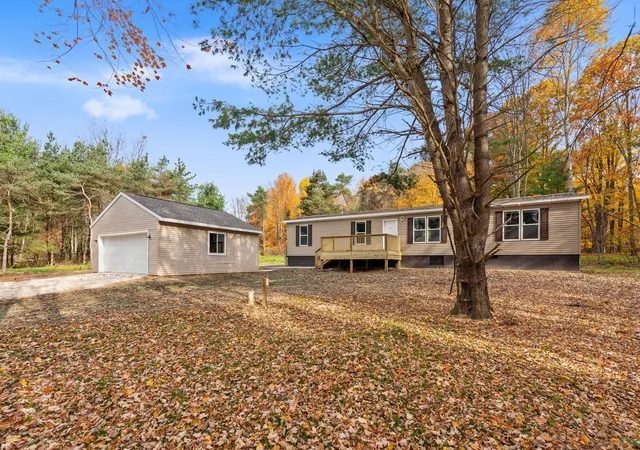 Photo 1 of Sale Pending at 15250 Algoma Ave Ne, Cedar Springs, MI 49319 | MLS# 65026055862 | Listing updated on 2026-10-30