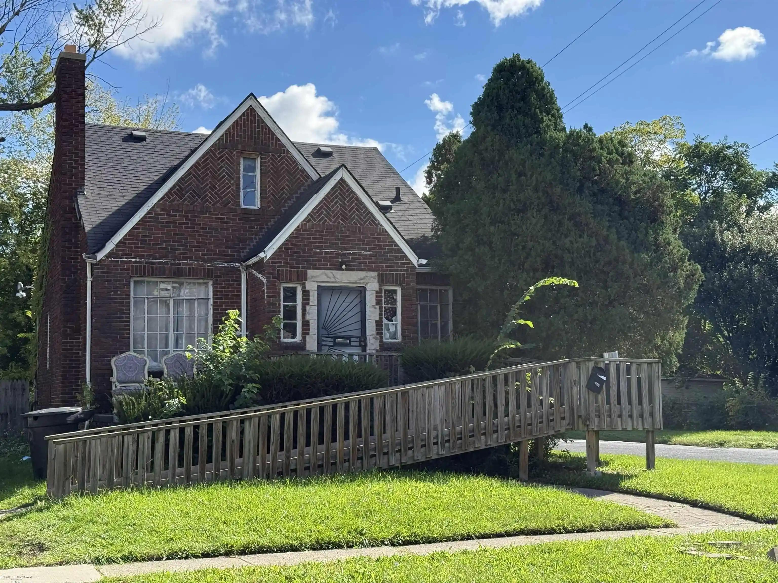 Photo 1 of Single family home for sale at 9300 Mendota Rd, Detroit, MI 48204 | MLS# 58050225473 | Listing updated on 2026-10-29