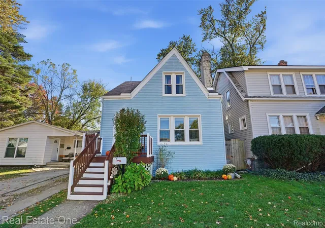 Photo 1 of Single family home for sale at 536 E Saratoga St, Ferndale, MI 48220 | MLS# 20261085380 | Listing updated on 2026-10-26
