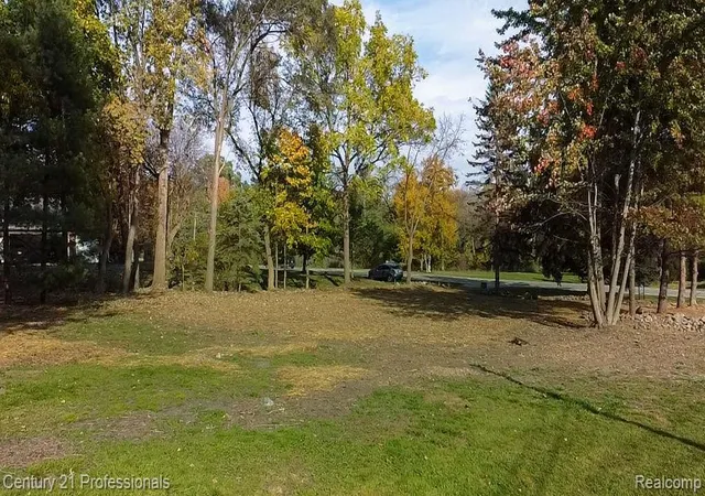 Land for sale at 494 John R Rd, Rochester Hills, MI 48307 | MLS# 20261085403