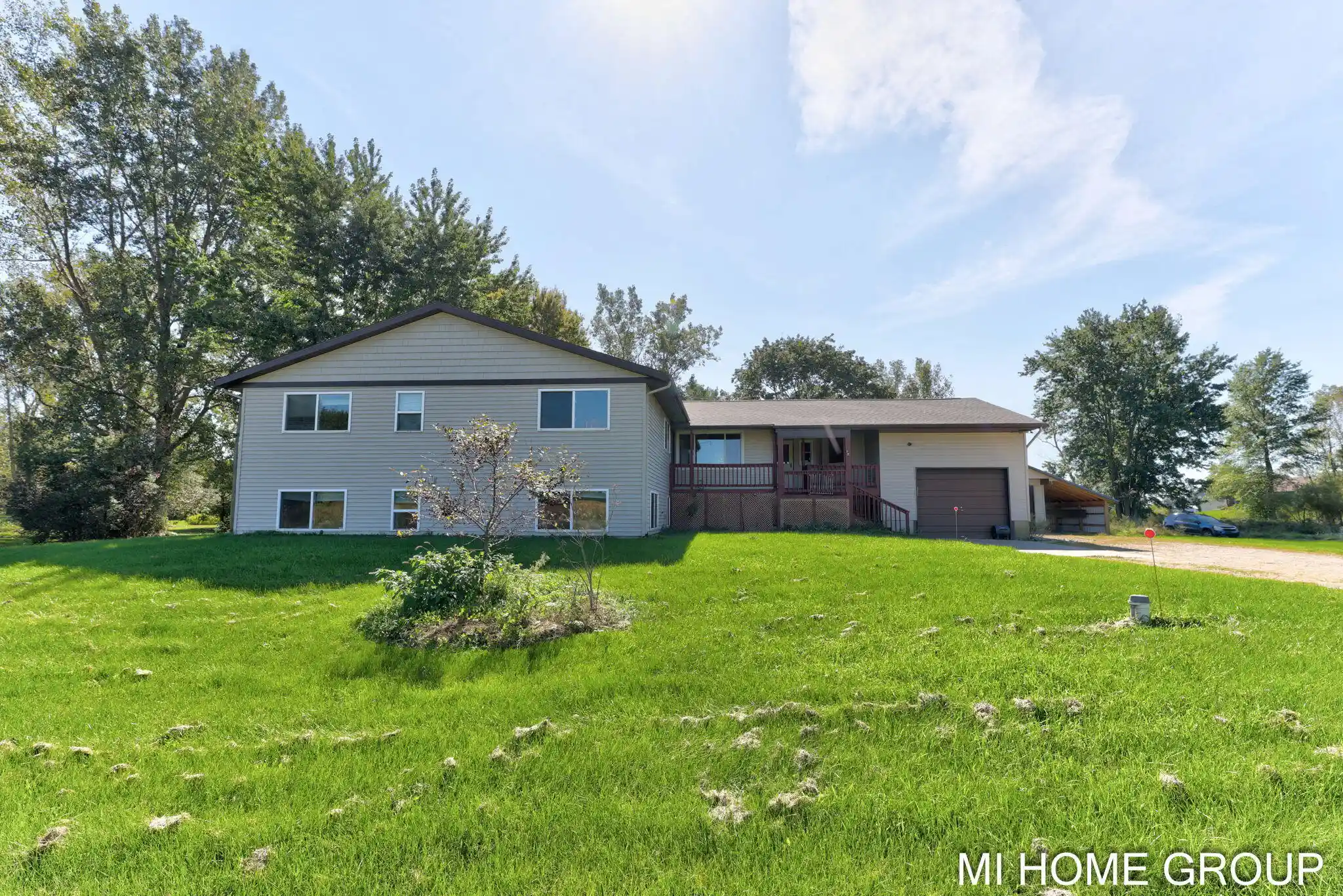 Photo 1 of Single family home for sale at 11774 Tyler St, Holland, MI 49424 | MLS# 71026055939 | Listing updated on 2026-10-21