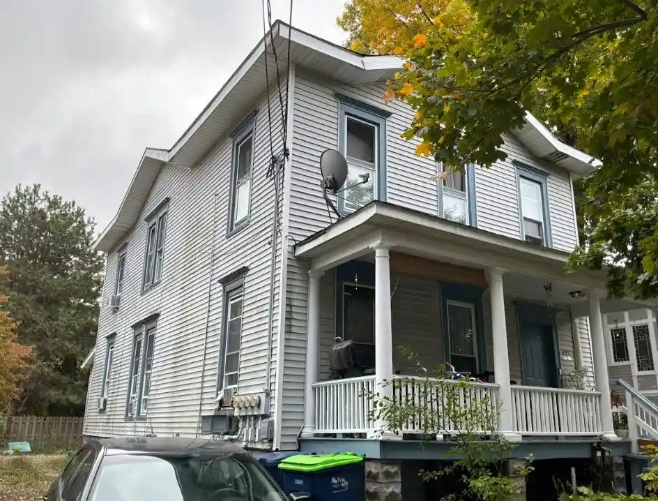 Photo 1 of Multi family home for sale at 910 N Van Buren St, Bay City, MI 48708 | MLS# 5050225517 | Listing updated on 2026-10-21