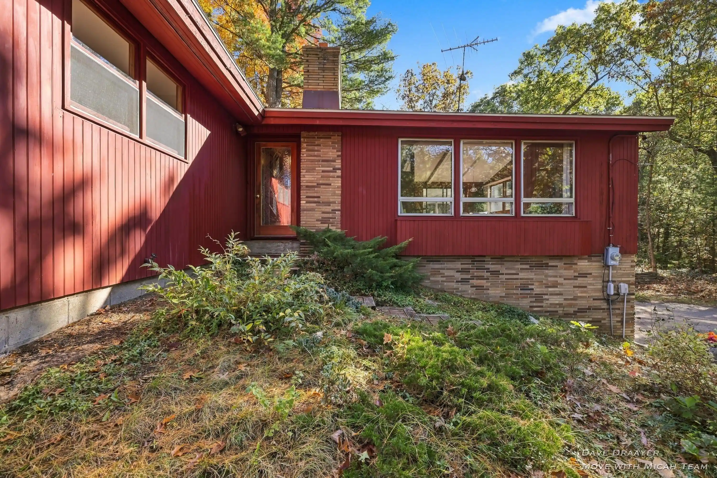 Photo 1 of Sale Pending at 6976 Chandler Dr Ne, Plainfield Charter Township Kent, MI 49306 | MLS# 65026055953 | Listing updated on 2026-10-28