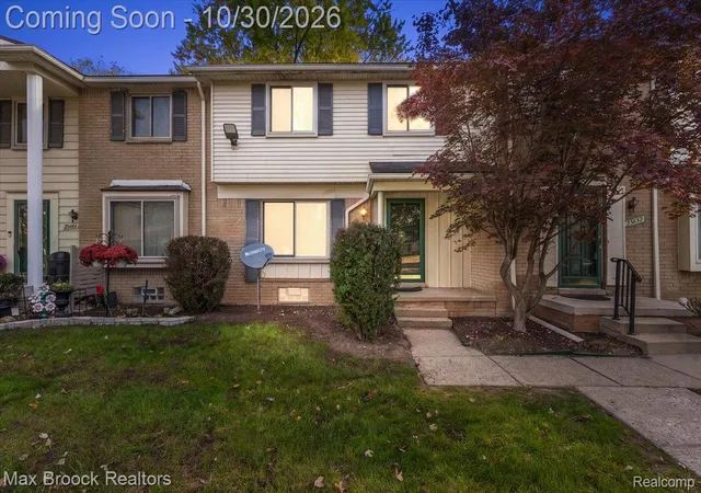 Condo for sale at 23656 Lahser Rd, Southfield, MI 48075 | MLS# 20261085435