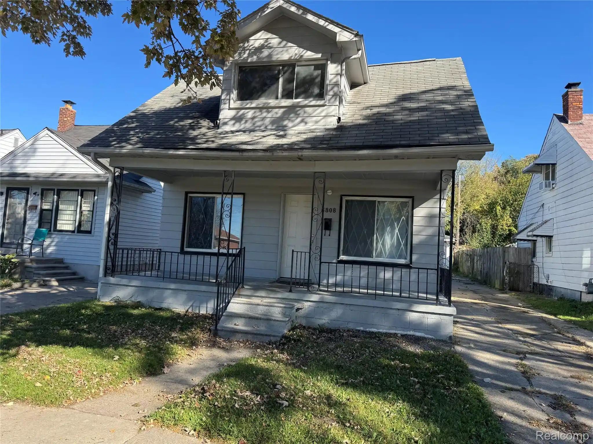 Photo 1 of Single family home for sale at 6808 Heyden St, Detroit, MI 48228 | MLS# 20261085436 | Listing updated on 2026-10-22