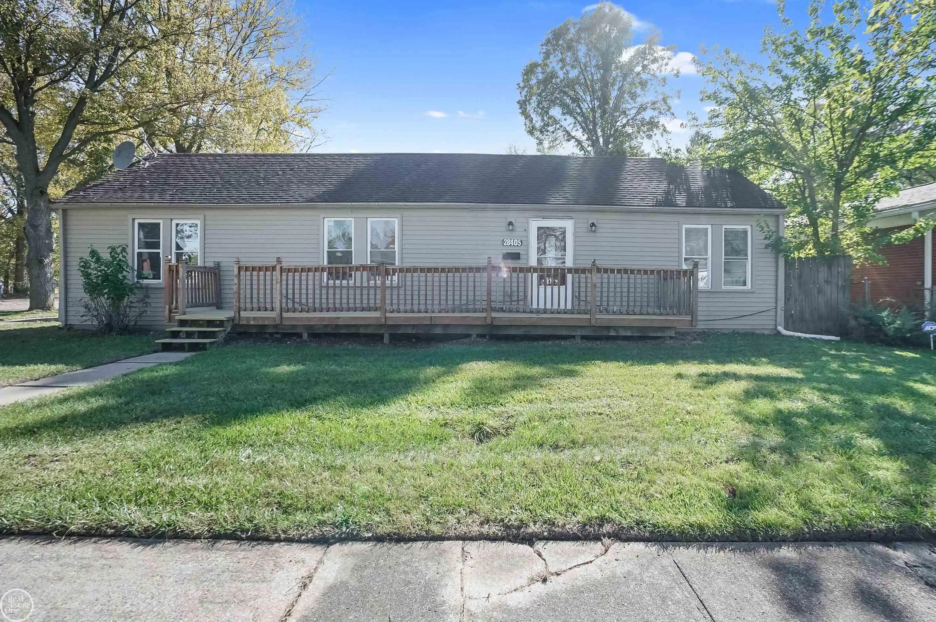 Photo 1 of Single family home for sale at 28405 Beechnut St, Inkster, MI 48141 | MLS# 58050225530 | Listing updated on 2026-10-21