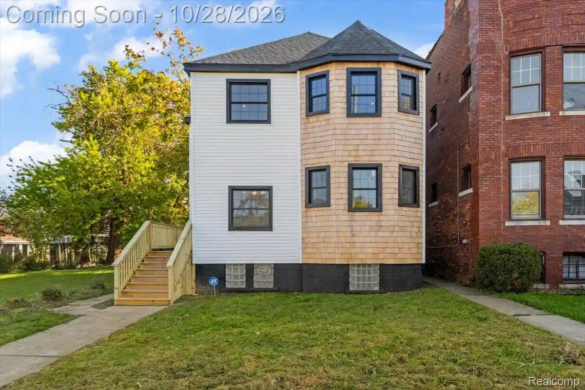 Photo 1 of Single family home for sale at 276 Marston St, Detroit, MI 48202 | MLS# 20261085531 | Listing updated on 2026-10-28