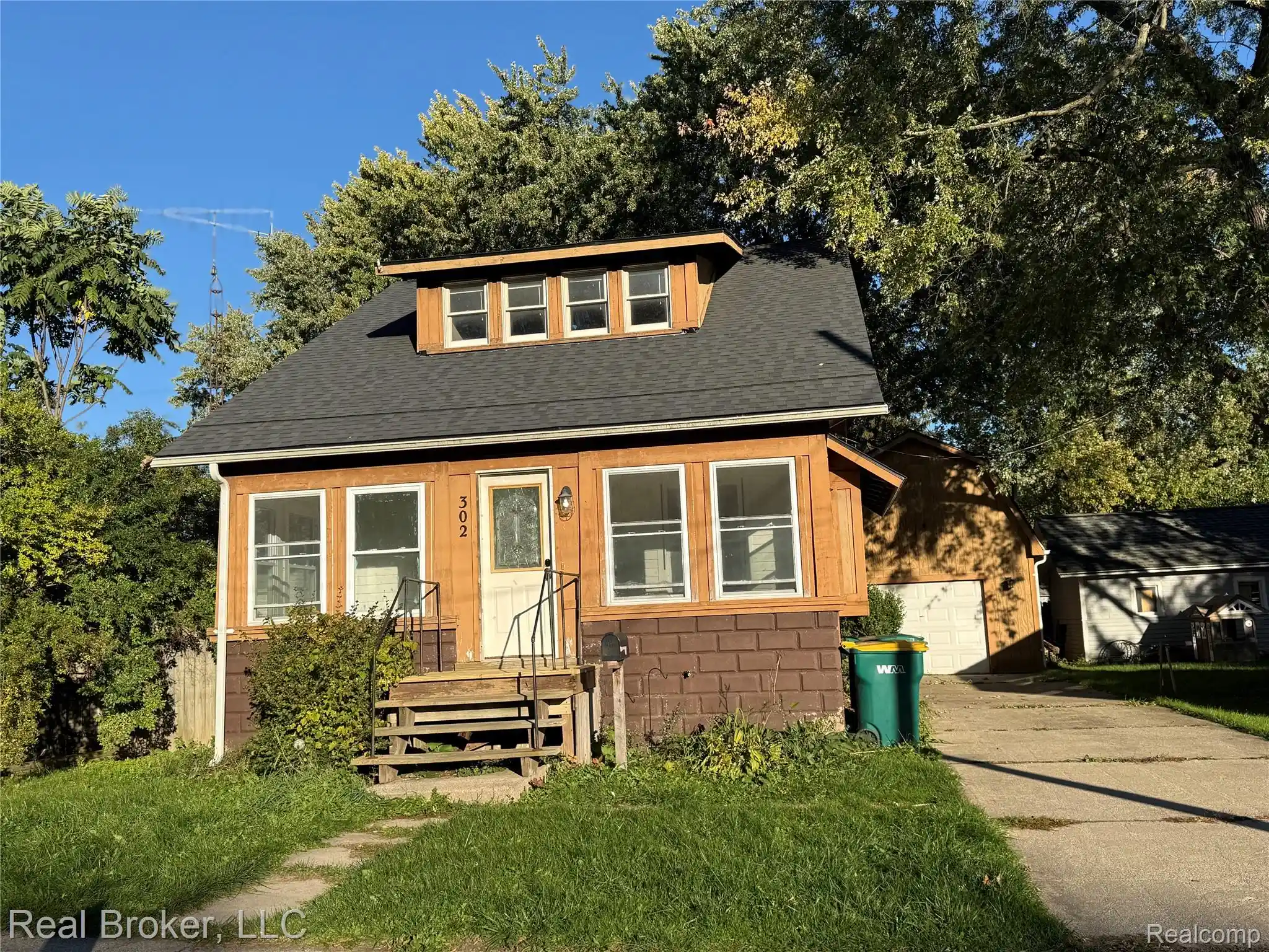 Single family home for sale at 302 N Lenawee St, Durand, MI 48429 | MLS# 20261085559