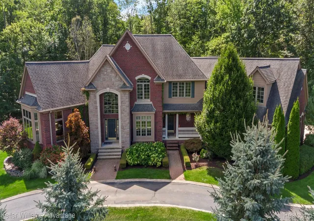 Photo 1 of Mansion for sale at 22101 Kettle Lake Rd, Northville, MI 48167 | MLS# 20261085698 | Listing updated on 2026-10-26