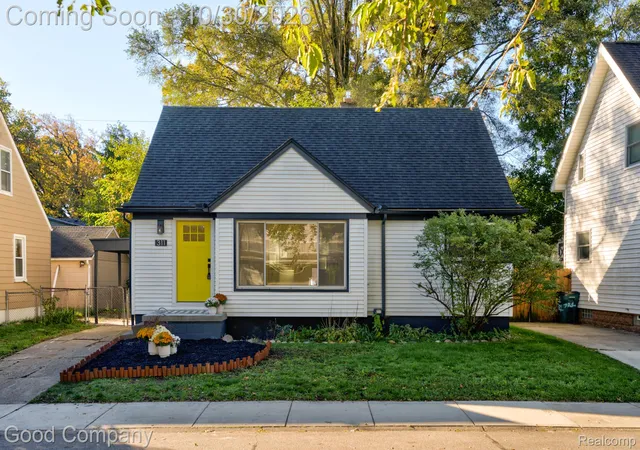 Photo 1 of Single family home for sale at 311 Adams Ct, Ferndale, MI 48220 | MLS# 20261085720 | Listing updated on 2026-10-30