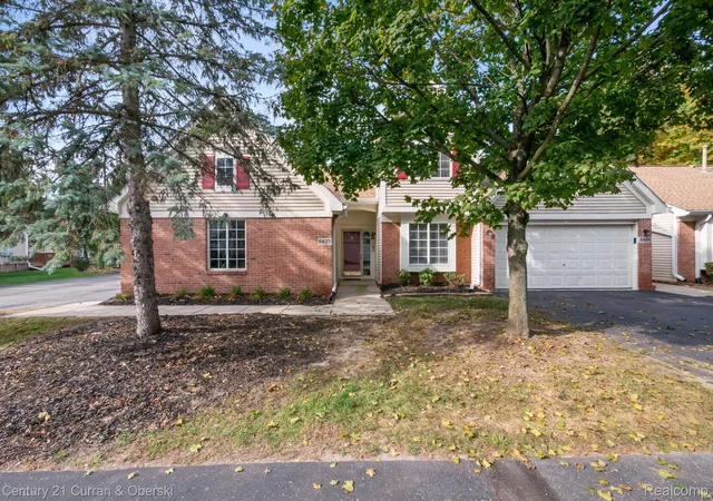 Condo for sale at 6433 Pembrook Dr, Westland, MI 48185 | MLS# 20261085751
