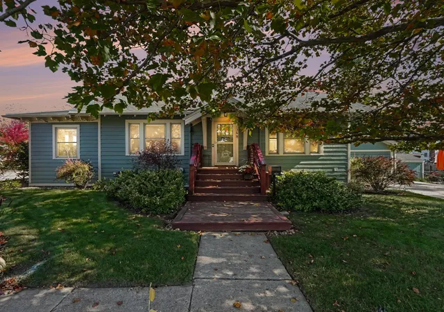 Photo 1 of Single family home for sale at 136 N Hagadorn, South Lyon, MI 48178 | MLS# 81026056194 | Listing updated on 2026-10-29