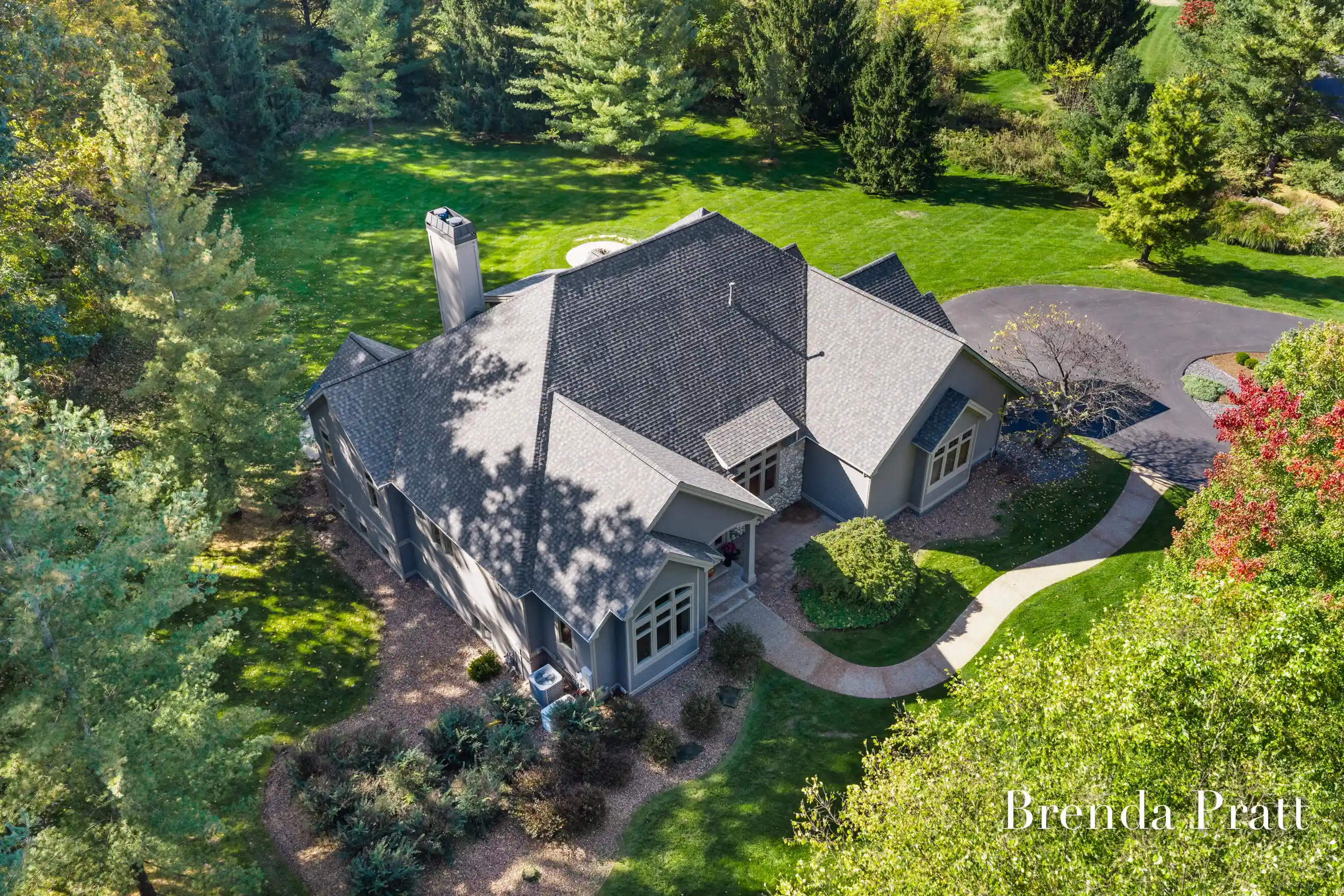 Photo 1 of Mansion for sale at 6430 Old Darby Trl Ne, Ada, MI 49301 | MLS# 65026056200 | Listing updated on 2026-10-23