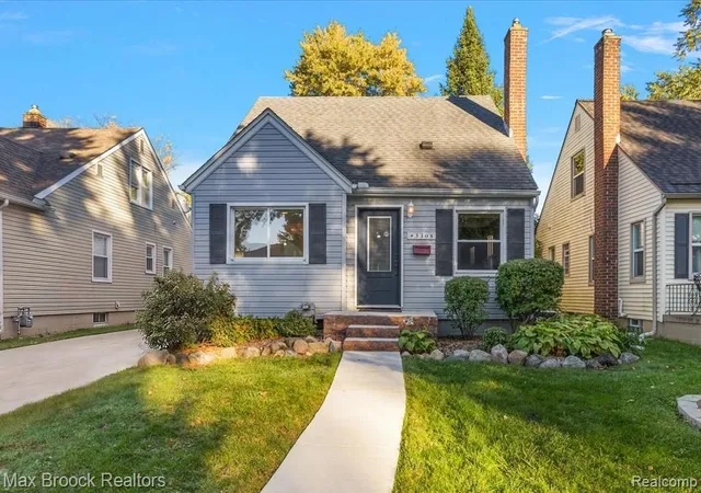 Photo 1 of Single family home for sale at 3308 Cummings Ave, Berkley, MI 48072 | MLS# 20261085826 | Listing updated on 2026-10-31