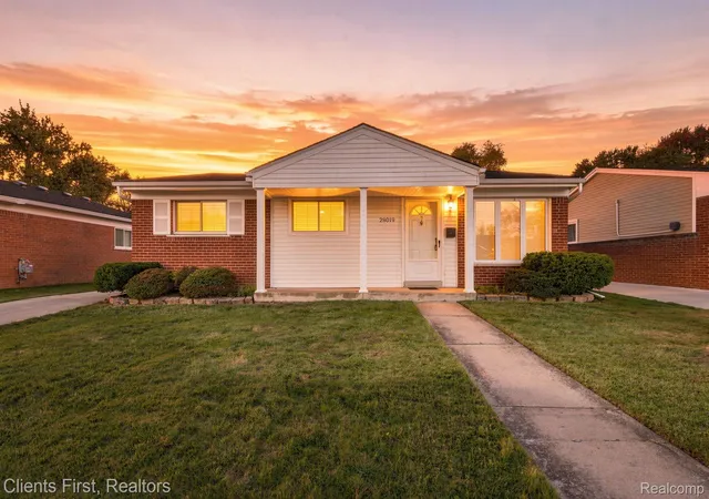 Photo 1 of Single family home for sale at 28019 Vogt St, Saint Clair Shores, MI 48081 | MLS# 20261085850 | Listing updated on 2026-10-28