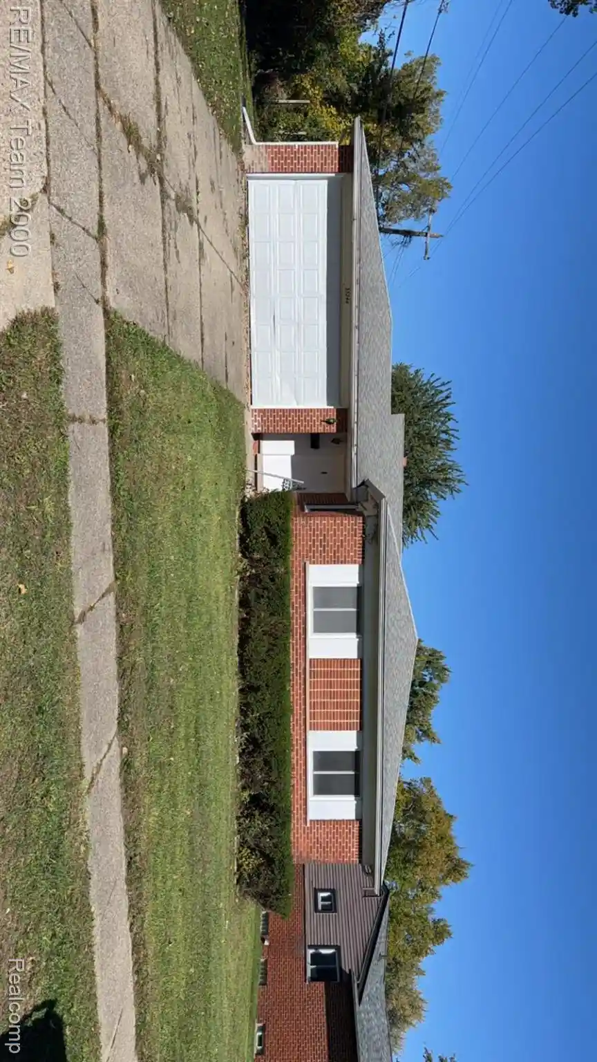 Photo 1 of Single family home for sale at 35244 Michelle Dr, Romulus, MI 48174 | MLS# 20261085856 | Listing updated on 2026-10-23