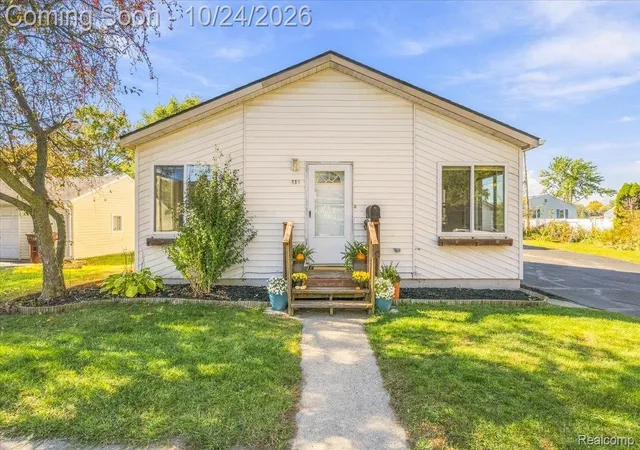 Photo 1 of Sale Pending at 117 Wexford Ave, Belleville, MI 48111 | MLS# 20261085960 | Listing updated on 2026-10-26