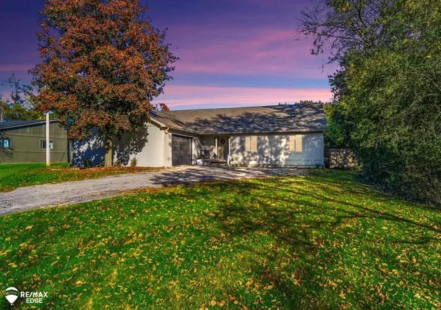 Photo 1 of Sale Pending at 23516 Middlebelt Rd, Farmington Hills, MI 48336 | MLS# 5050225651 | Listing updated on 2026-10-27