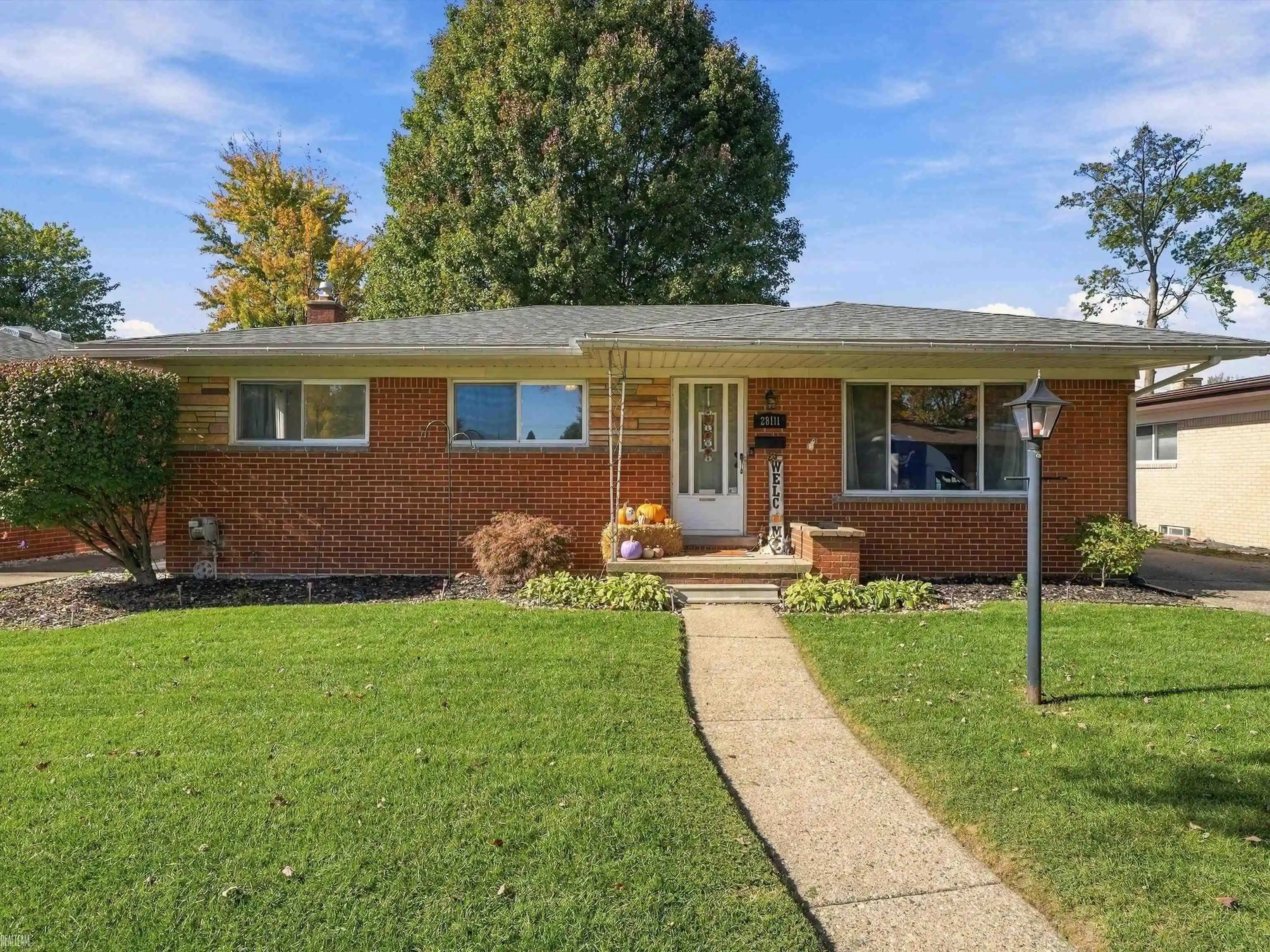 Photo 1 of Sale Pending at 28111 Cunningham Dr, Warren, MI 48092 | MLS# 58050225614 | Listing updated on 2026-10-28