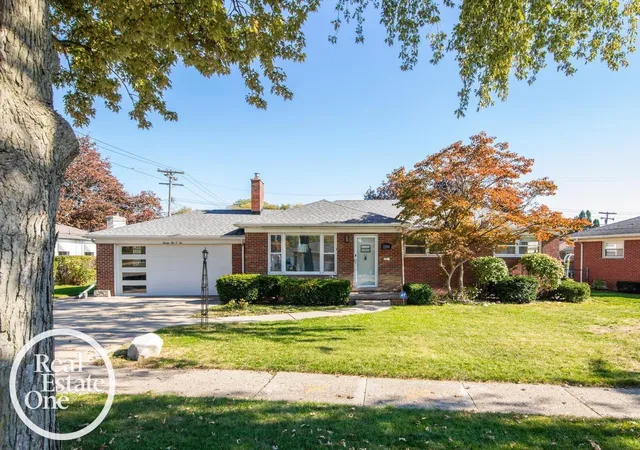 Photo 1 of Single family home for sale at 22010 Marter Rd, Saint Clair Shores, MI 48080 | MLS# 58050225626 | Listing updated on 2026-10-26