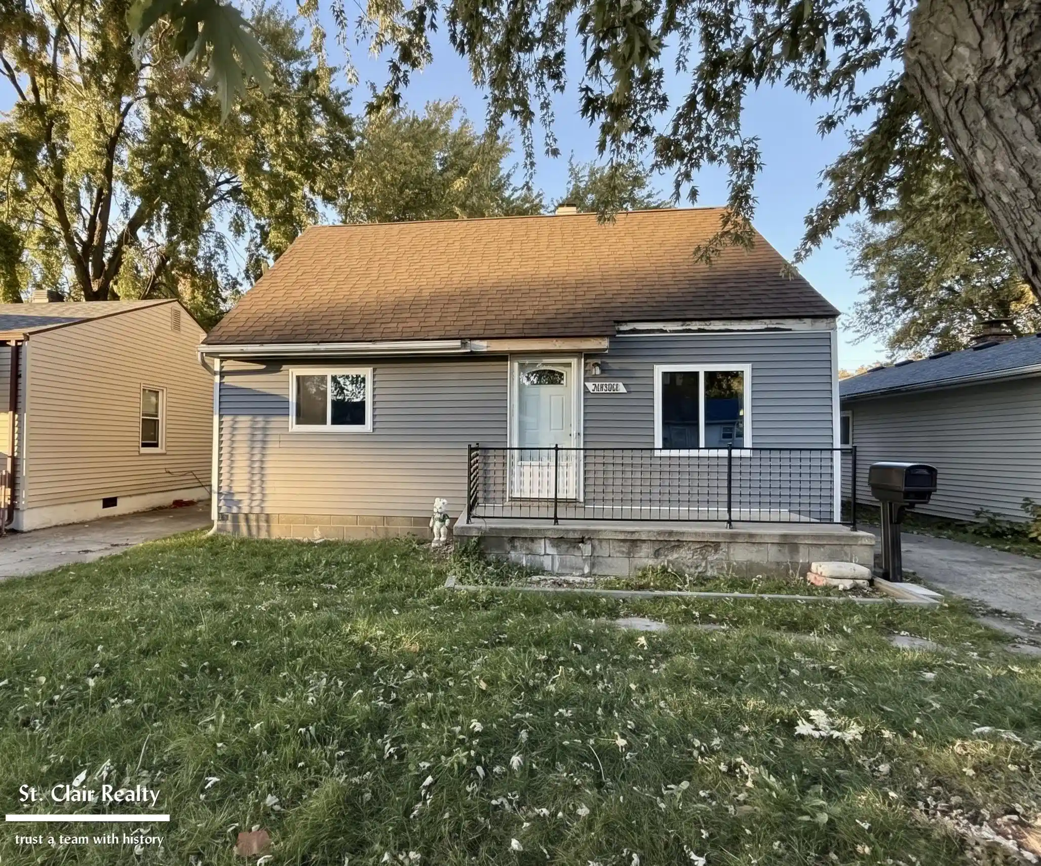 Photo 1 of Single family home for sale at 13075 Sidonie Ave, Warren, MI 48089 | MLS# 58050225632 | Listing updated on 2026-10-22