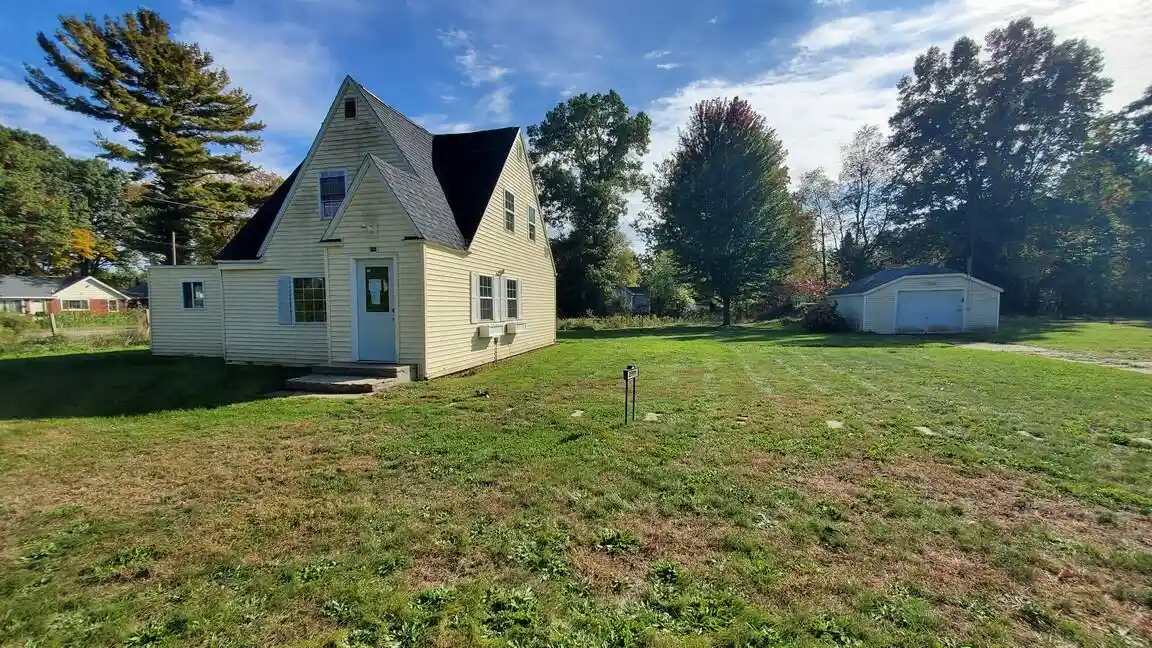 Photo 1 of Single family home for sale at 2991 Violet Ave, Muskegon, MI 49442 | MLS# 65026056361 | Listing updated on 2026-10-24