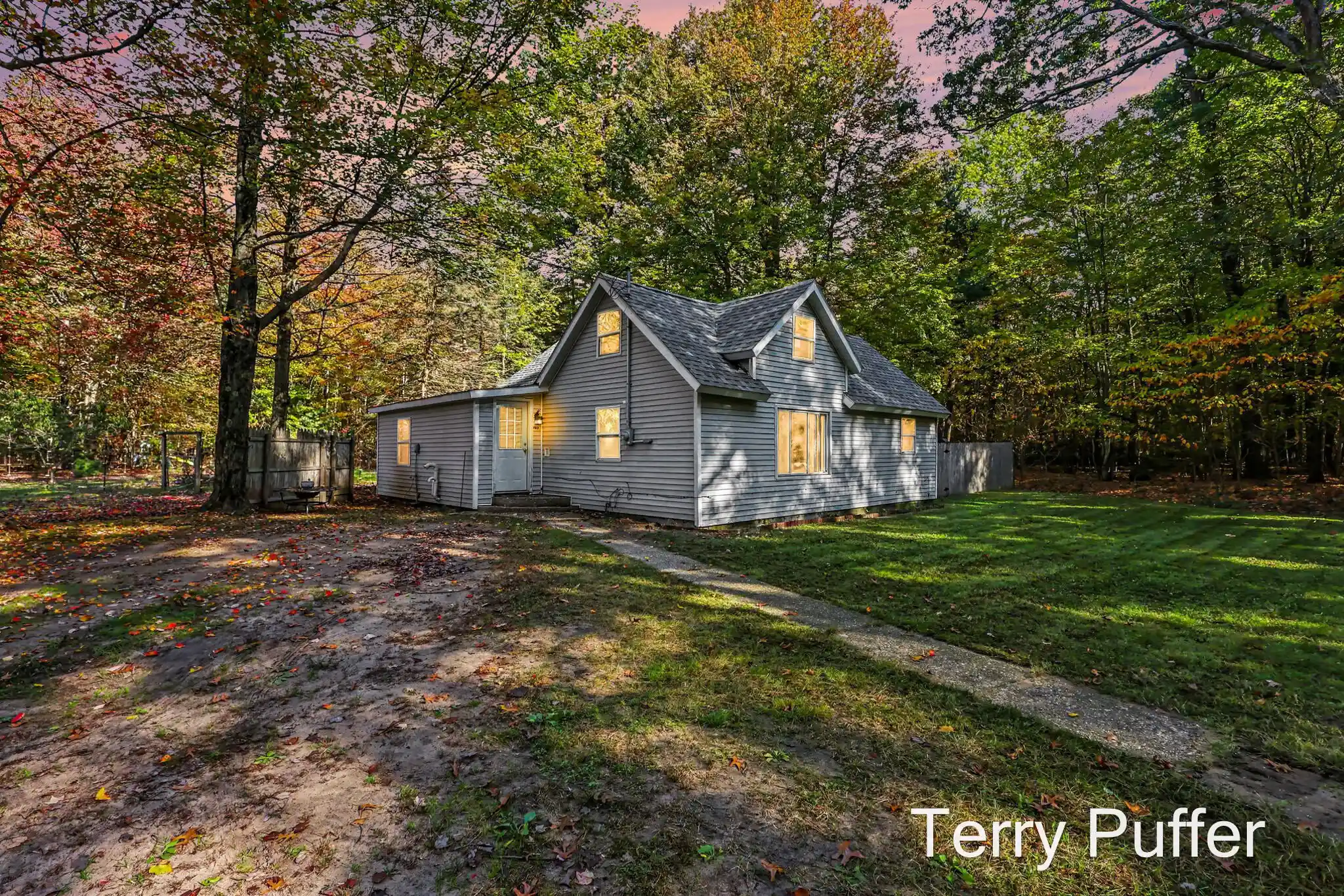 Single family home for sale at 1466 N Scenic Dr, Muskegon, MI 49445 | MLS# 71026056359